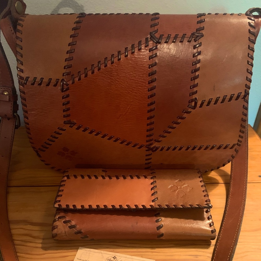 Patricia Nash shoulder bag and matching wallet $150/3